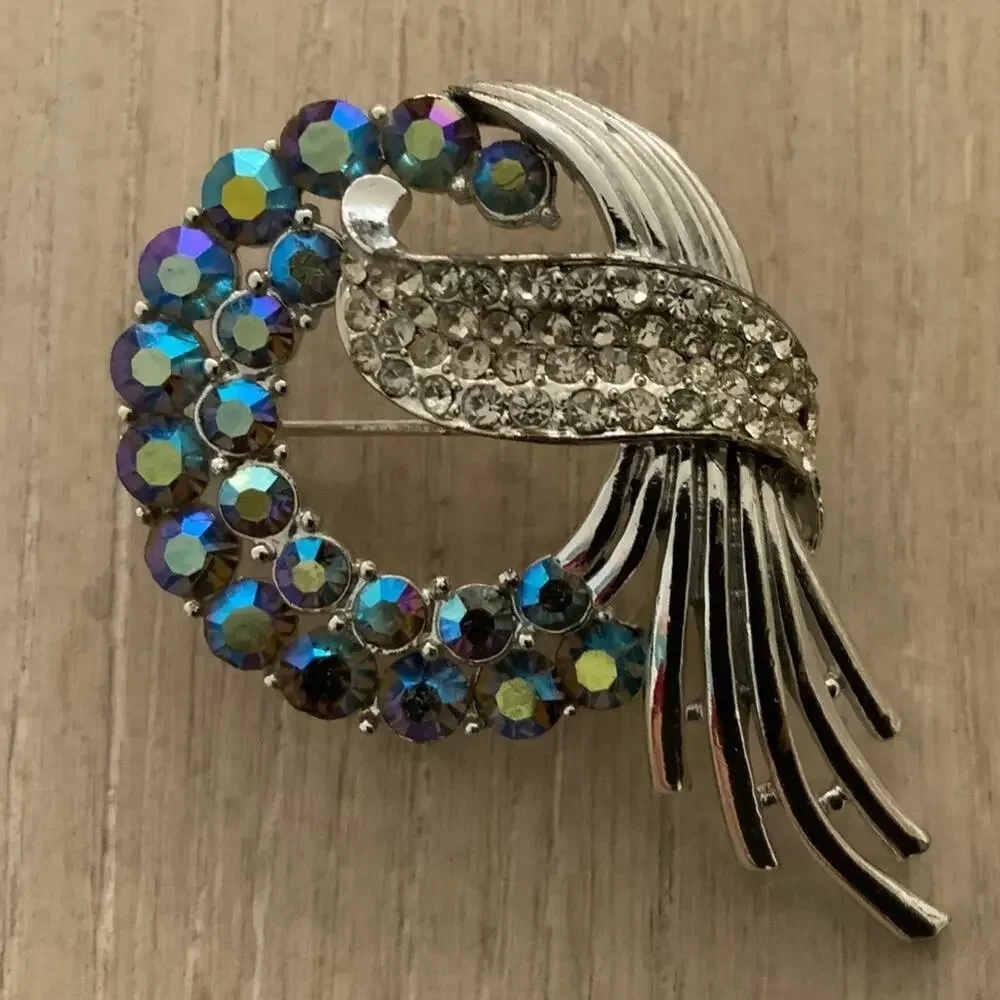Vintage Signed Coro Brooch